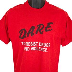 Vintage DARE T Shirt Mens Size Medium Red 90s Resist Drugs And Violence